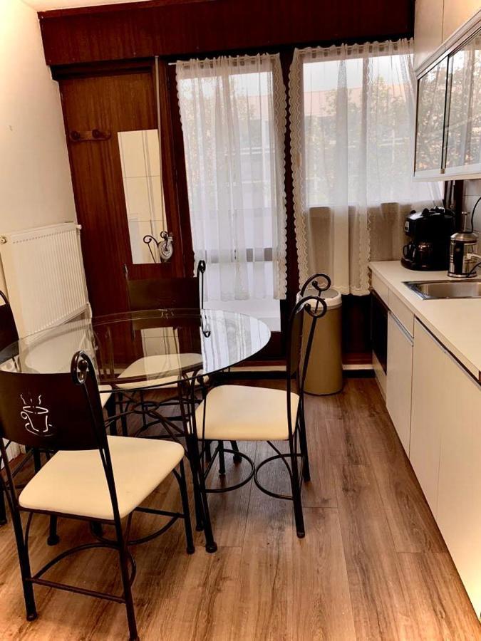 Appartement 3 Pieces Pour 1 A 5 Voyageurs Rillieux-la-Pape Extérieur photo